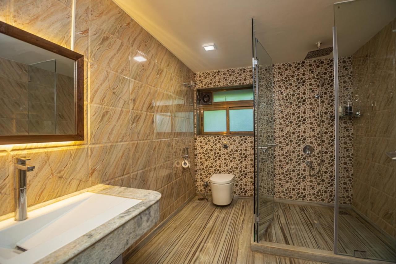 Saffronstays Aura, Alibaug - Luxury Pool Villa With A Game Room And Spacious Lawn Alibag Exterior photo
