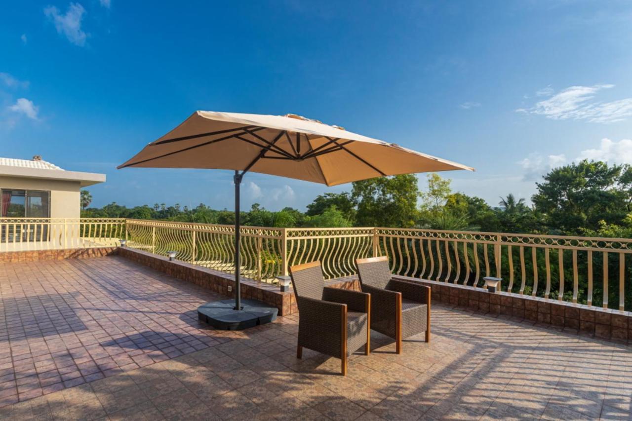 Saffronstays Aura, Alibaug - Luxury Pool Villa With A Game Room And Spacious Lawn Alibag Exterior photo